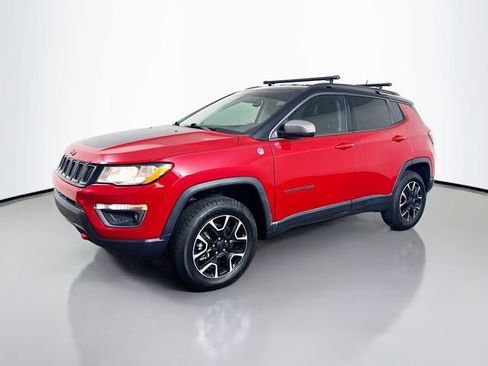 Used 2019 Jeep Compass Trailhawk AWD/4WD image 5