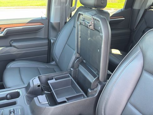 Used 2023 GMC Sierra 1500 Denali w/ Technology Package AWD/4WD image 21
