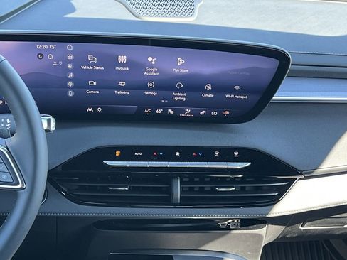 New 2026 Buick Enclave Sport Touring w/ LPO, Floor Liner Package image 4