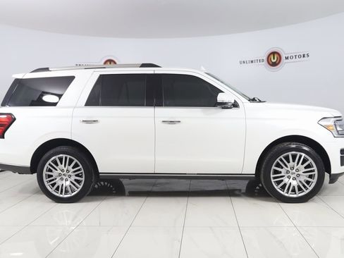 Used 2022 Ford Expedition Limited image 2