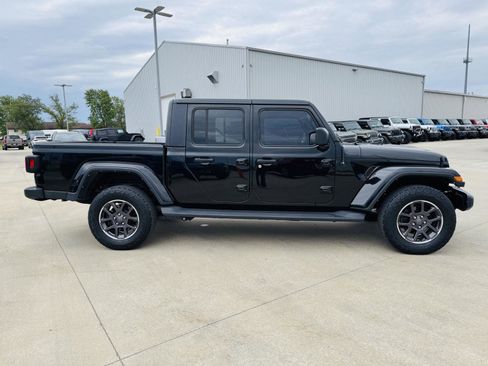 Used 2022 Jeep Gladiator Overland w/ Popular Equipment Package AWD/4WD image 34