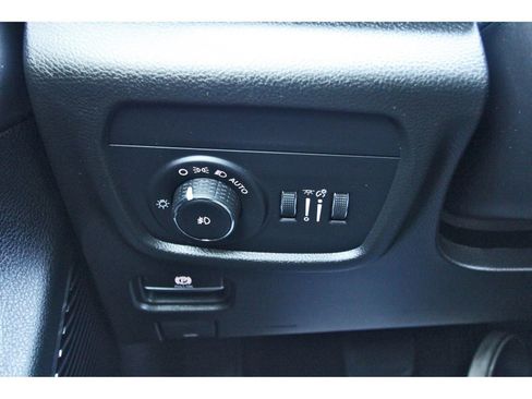 Used 2023 Jeep Grand Cherokee Summit w/ Adv Protech Group IV image 17