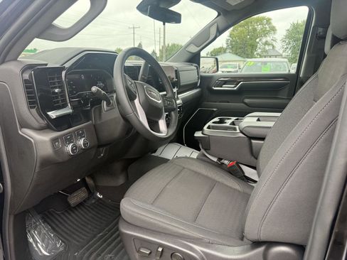 Used 2024 GMC Sierra 1500 Elevation AWD/4WD image 11