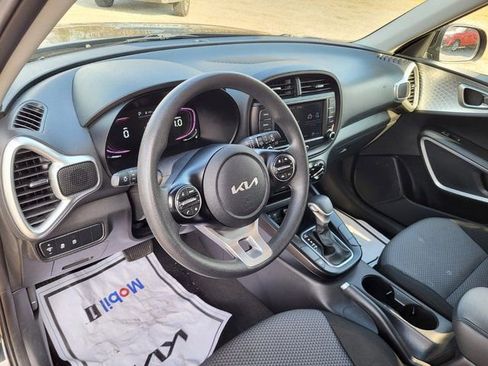Used 2024 Kia Soul LX w/ Option Group 015 image 10