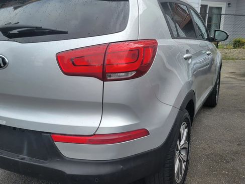 Used 2014 Kia Sportage LX image 3
