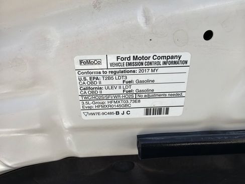 Used 2017 Ford Explorer Limited w/ Equipment Group 301A FWD image 39