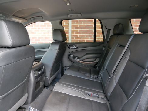 Used 2019 Chevrolet Tahoe LT AWD/4WD image 10