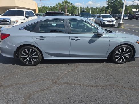 Used 2024 Honda Civic EX image 7