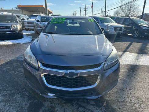 Used 2014 Chevrolet Malibu LT image 2