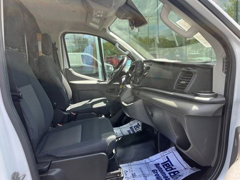 Used 2024 Ford Transit 250 Low Roof w/ Exterior Upgrade Package RWD image 14