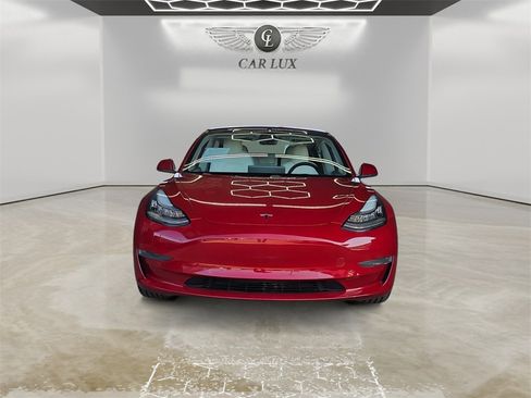 Used 2019 Tesla Model 3 Standard Range Plus image 8
