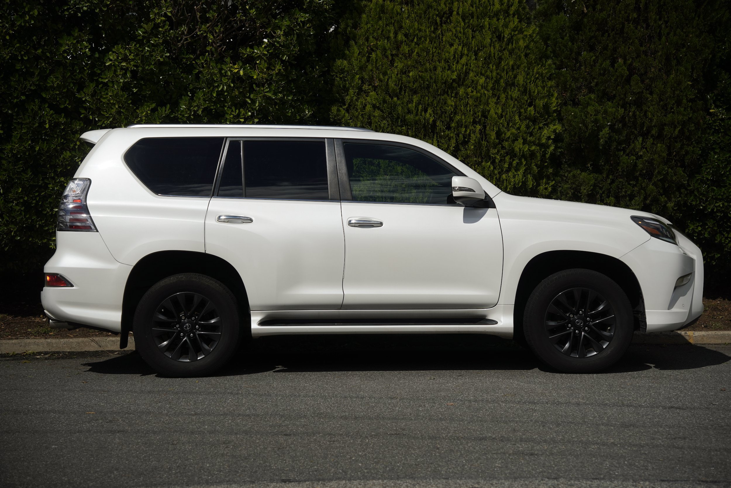 Used 2020 Lexus GX 460 Premium w/ Premium Package AWD/4WD image 9