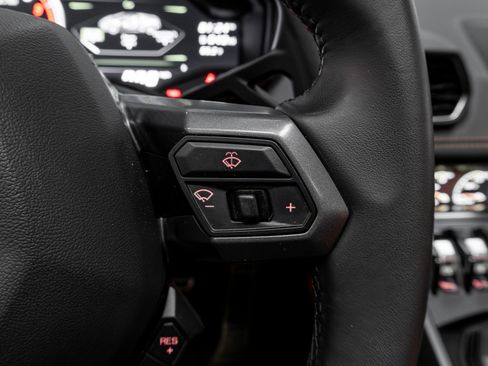 Used 2019 Lamborghini Huracan LP 580-2 RWD image 58