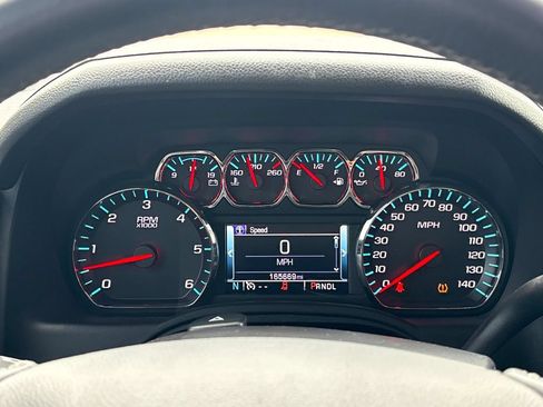 Used 2017 Chevrolet Suburban LT AWD/4WD image 22