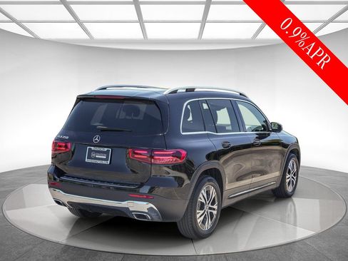 Certified 2026 Mercedes-Benz GLB 250 image 4