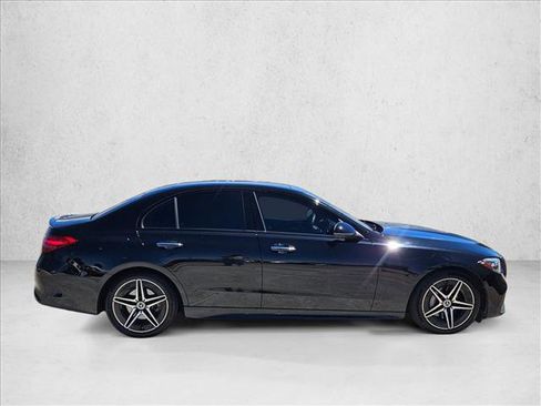 Used 2023 Mercedes-Benz C 300 Sedan image 4