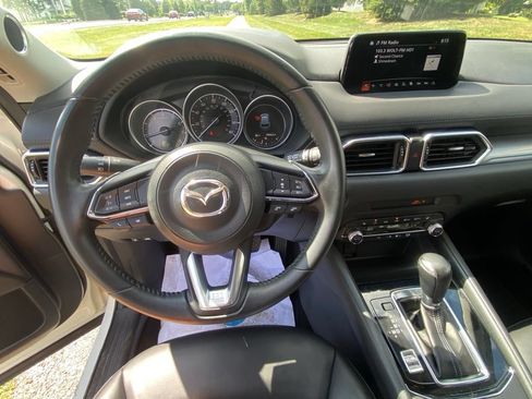 Used 2019 MAZDA CX-5 Touring FWD image 10