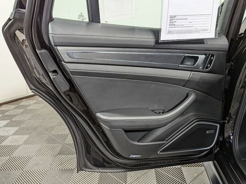 Used 2021 Porsche Panamera GTS image 46