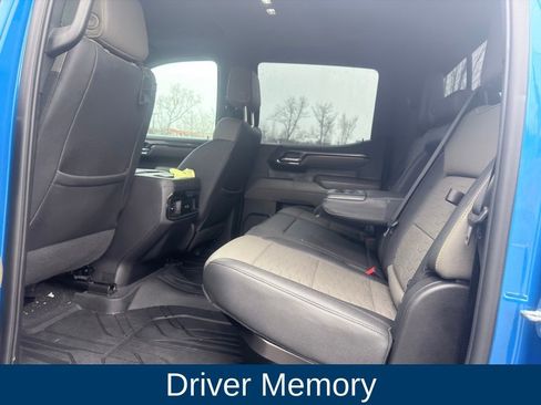 Used 2023 Chevrolet Silverado 1500 ZR2 image 13