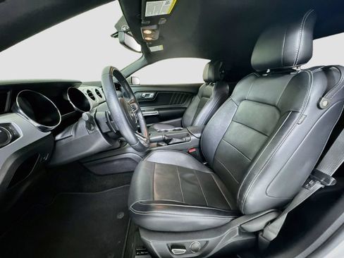Used 2017 Ford Mustang GT Premium w/ Equipment Group 401A RWD image 12