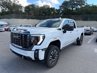 Used 2024 GMC Sierra 2500 Denali Ultimate w/ Max Trailering Package AWD/4WD video 1
