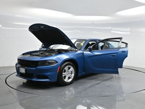 Used 2022 Dodge Charger SXT image 38