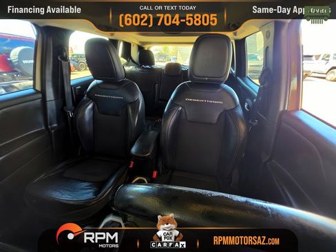 Used 2017 Jeep Renegade Trailhawk AWD/4WD image 7
