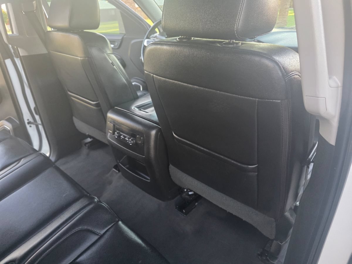 Used 2019 GMC Yukon XL SLT AWD/4WD image 34