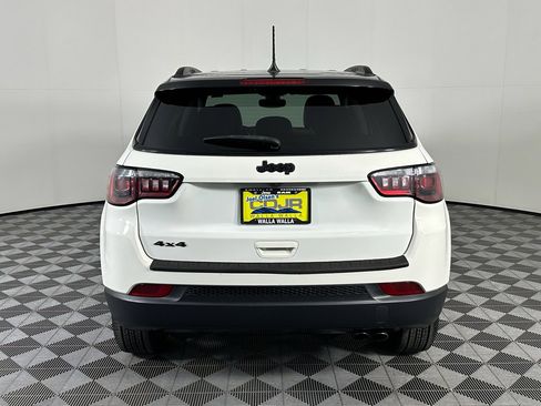 Used 2021 Jeep Compass Altitude image 6