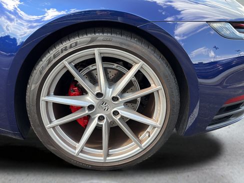 Used 2022 Porsche 911 Carrera RWD image 15