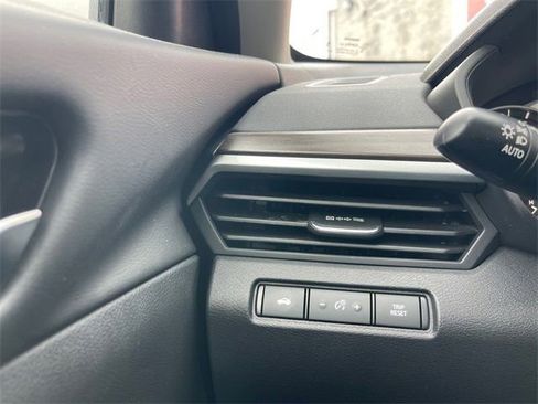 Used 2023 Nissan Altima 2.5 SV image 18