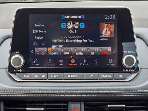 Used 2023 Nissan Rogue SV image 32