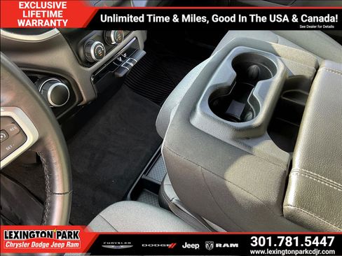 Used 2023 RAM 1500 Big Horn AWD/4WD image 18