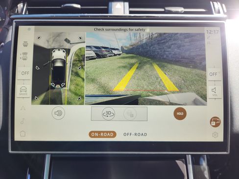 New 2026 Land Rover Range Rover Velar Dynamic SE image 22