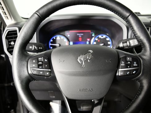 Used 2021 Ford Bronco Sport Outer Banks w/ Outer Banks Package (96D) image 19