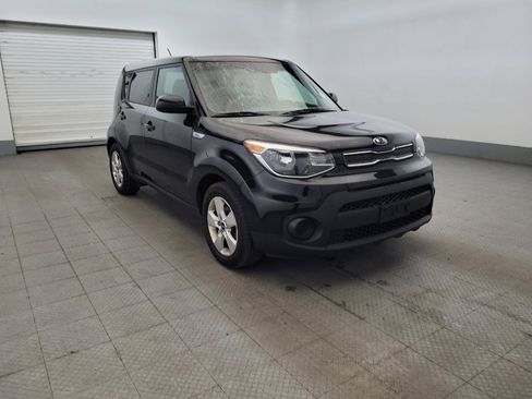 Used 2018 Kia Soul FWD image 13