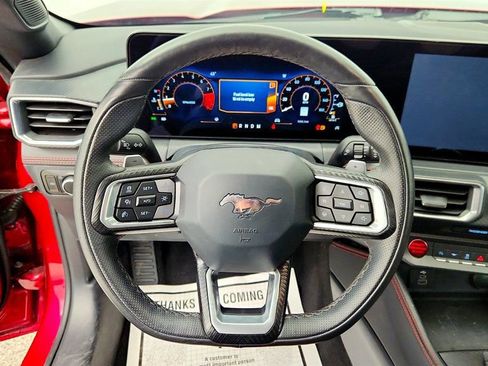 Used 2025 Ford Mustang GT Premium image 13