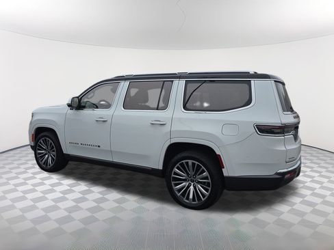 Used 2022 Jeep Grand Wagoneer Series III image 6