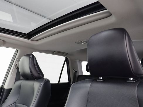 Used 2017 Toyota 4Runner Limited image 13