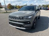 Used 2023 Jeep Compass Limited image 2