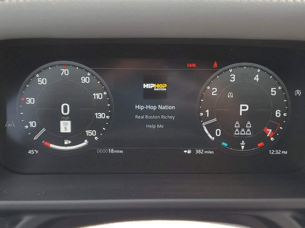 Used 2026 Land Rover Defender 130 S AWD/4WD image 14