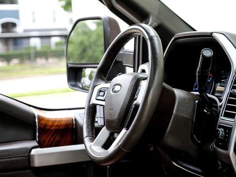 Used 2018 Ford F250 King Ranch w/ King Ranch Ultimate Package AWD/4WD image 17