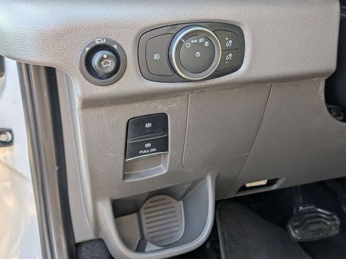 Certified 2022 Ford Transit 350 XLT RWD image 41