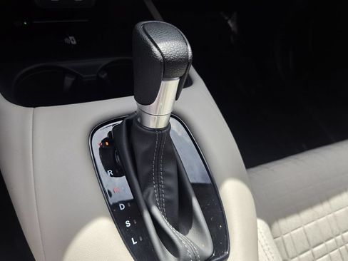 Certified 2026 Honda HR-V LX image 18