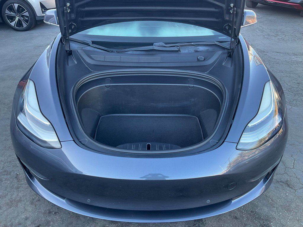 Used 2018 Tesla Model 3 Performance AWD/4WD image 12