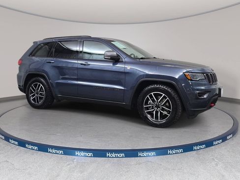 Used 2021 Jeep Grand Cherokee Trailhawk w/ Trailhawk Luxury Group AWD/4WD image 4