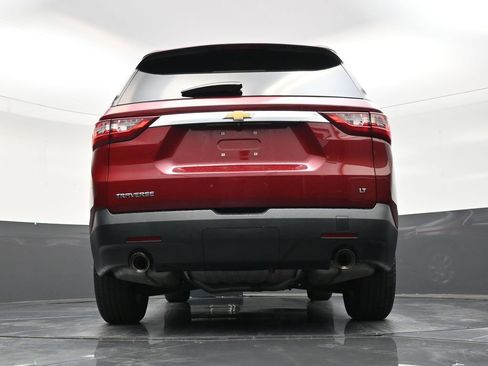 Used 2021 Chevrolet Traverse LT FWD image 24