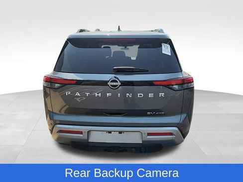Used 2024 Nissan Pathfinder SV AWD/4WD image 5
