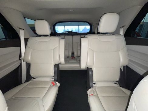 Used 2022 Ford Explorer Platinum w/ Equipment Group 601A image 26