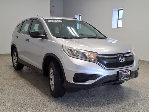 Used 2016 Honda CR-V LX image 3